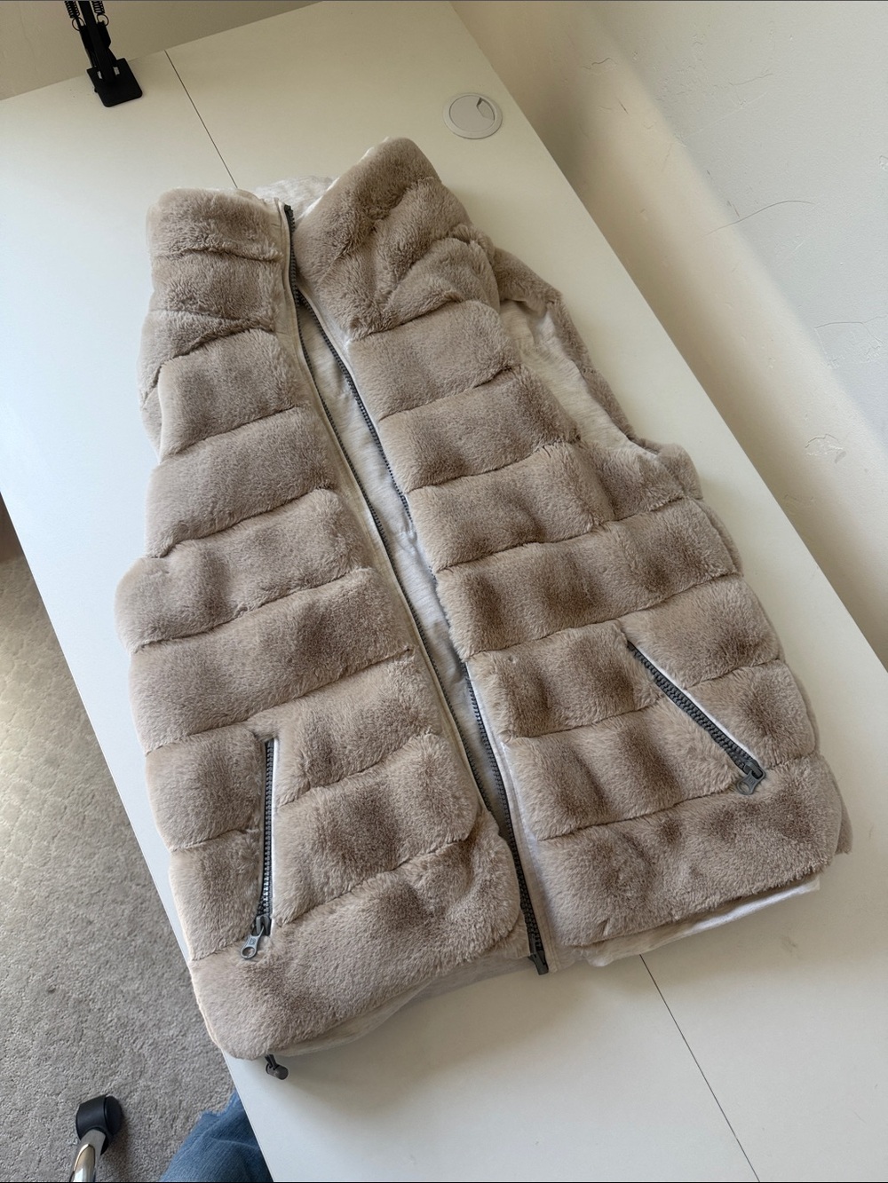 blanc noir Cream Quilted Puffer Vest